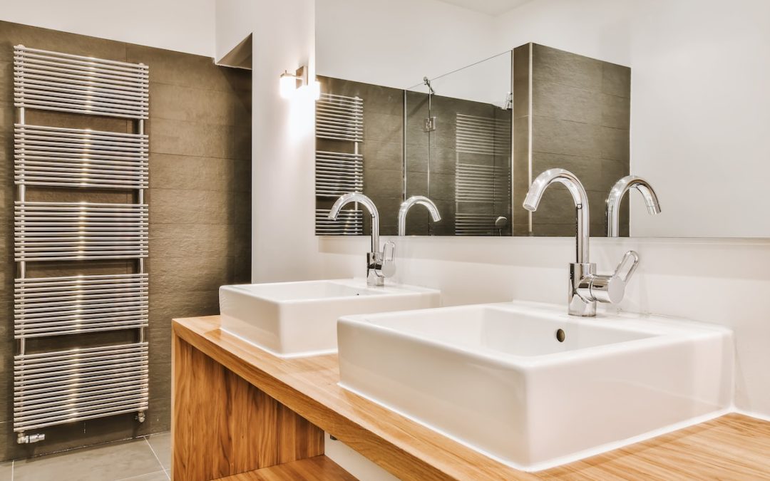 How to Maximize Small Bathrooms in Your Remodel
